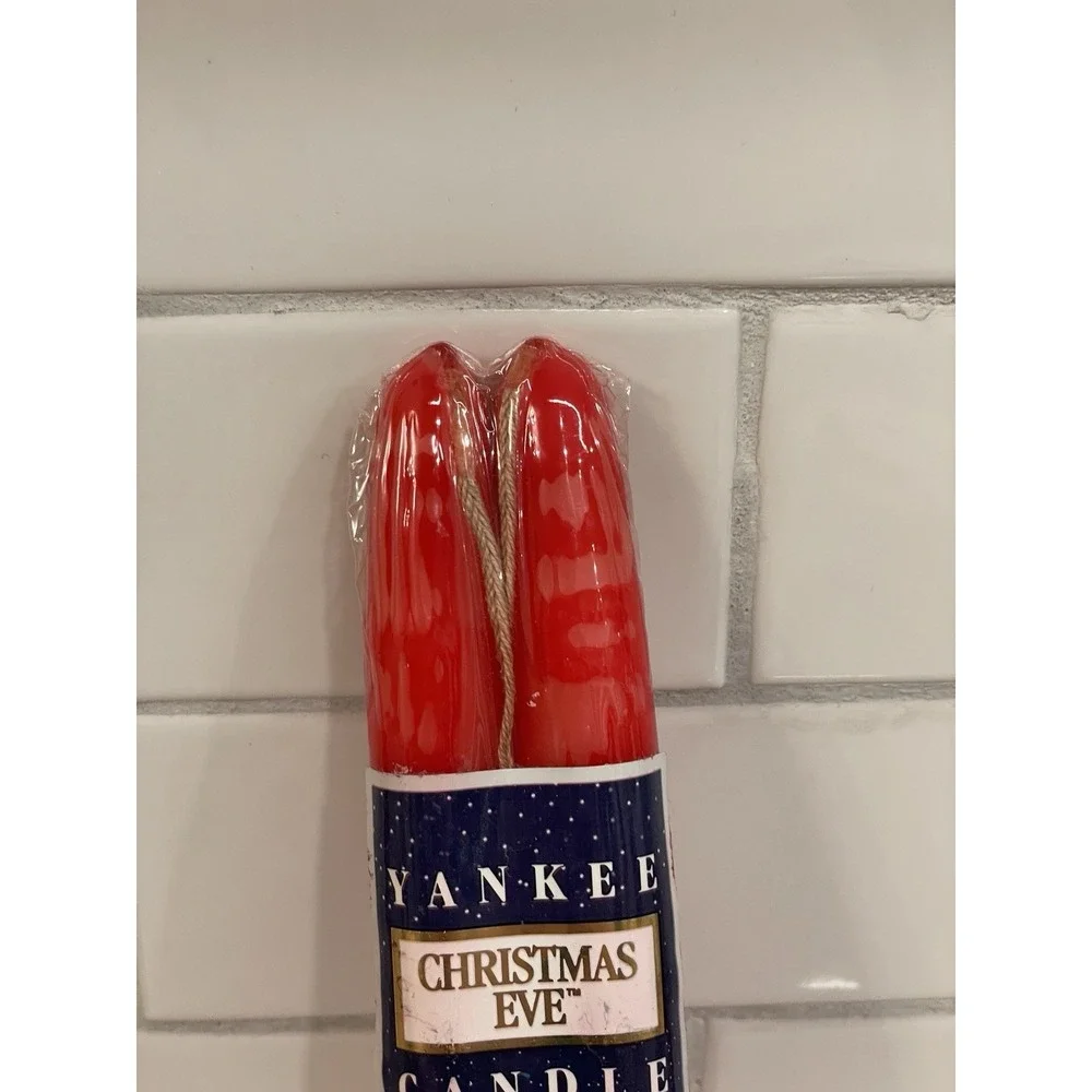 Vintage Yankee Candle Christmas Eve Taper‎ Candles 8 in. Pair Scented Red New